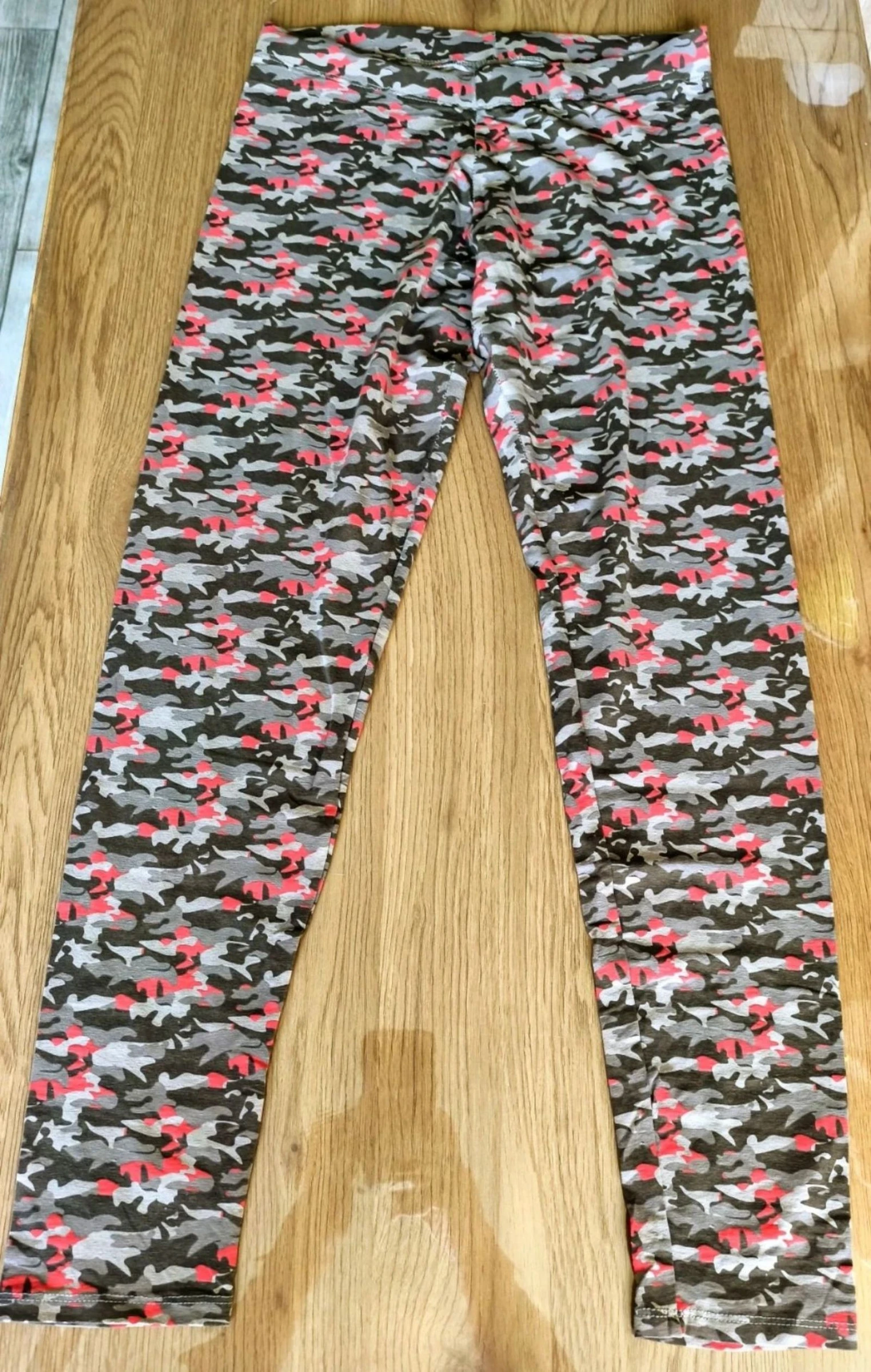 Legging com estampa de camuflagem. – photo 2